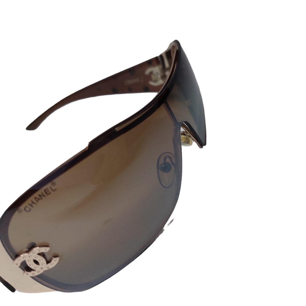 Chanel CC Sunglasses - Picture 5 of 11